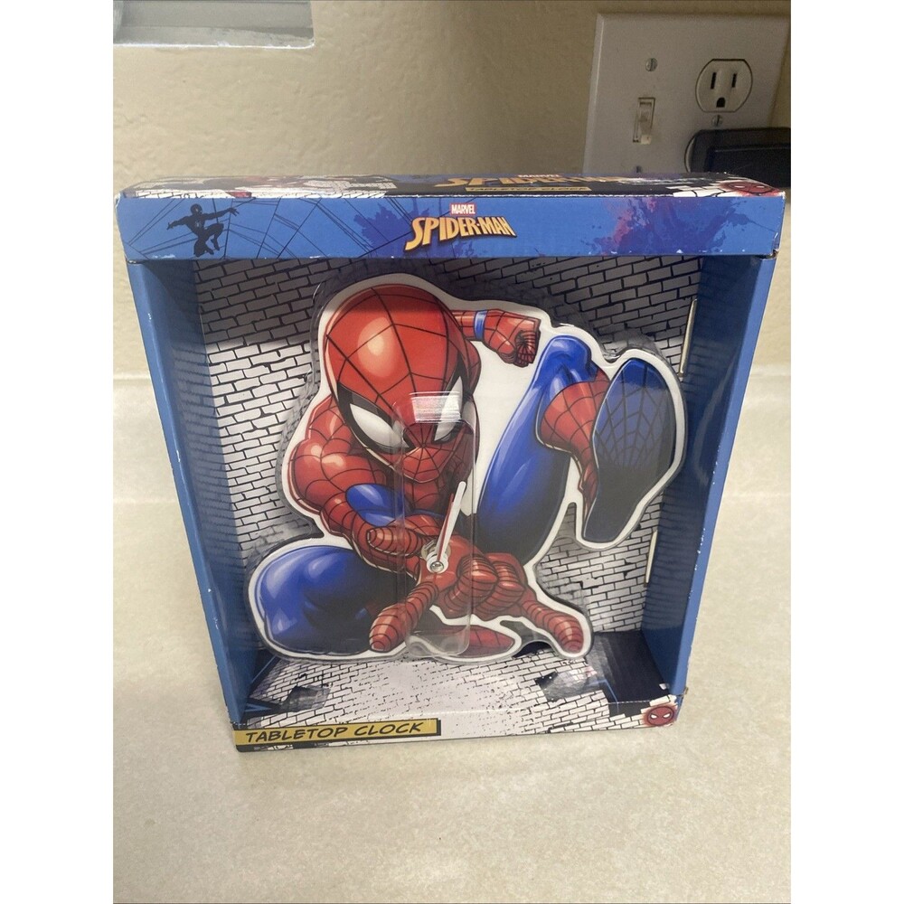 Marvel Spider-Man Tabletop Clock Analog Desk Clock Accutime Battery Power New